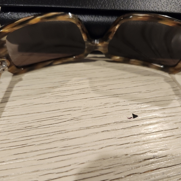 BURBERRY SUNGLASSES - Picture 3 of 9
